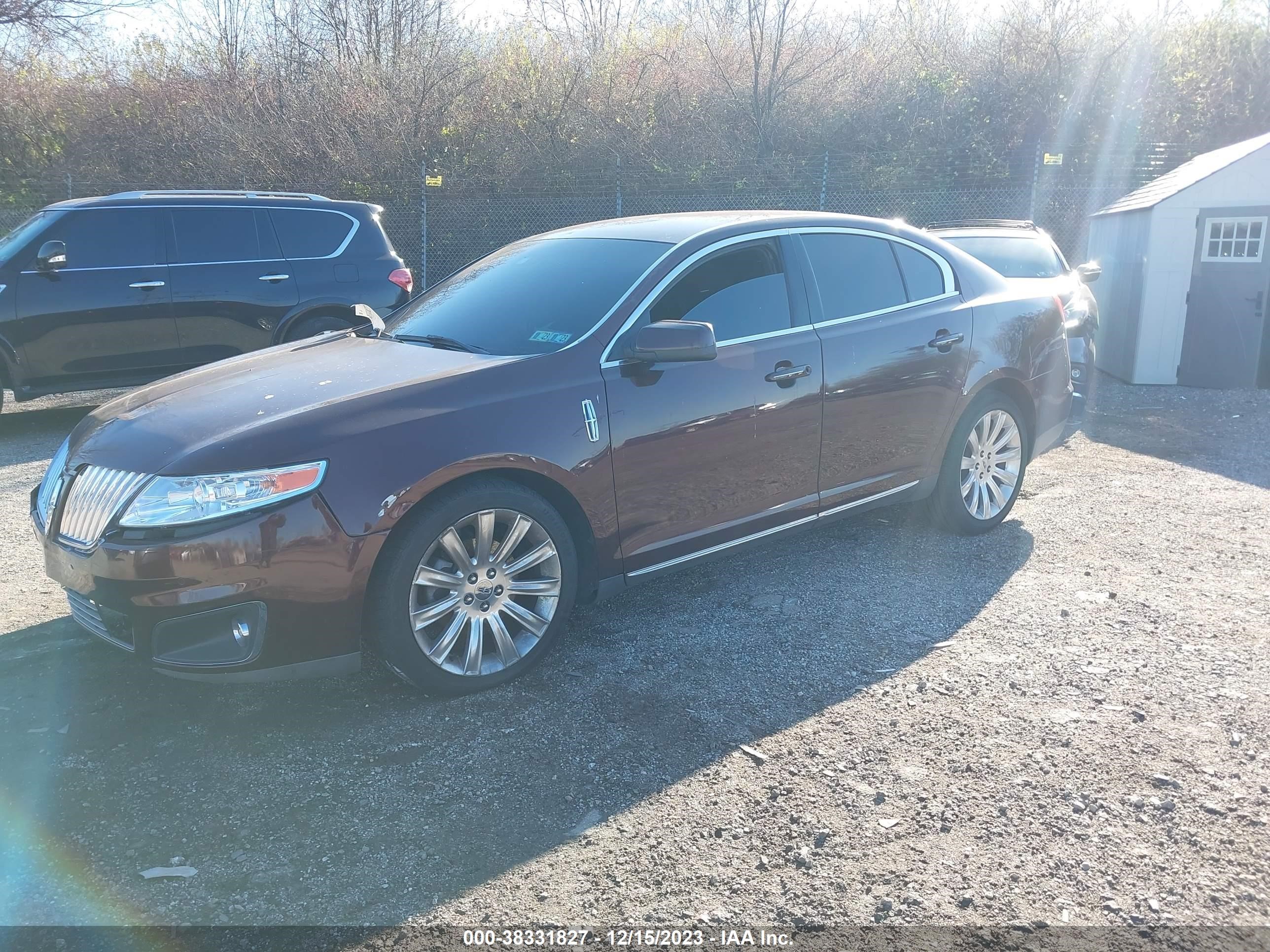 Photo 1 VIN: 1LNHM94R89G628411 - LINCOLN MKS 