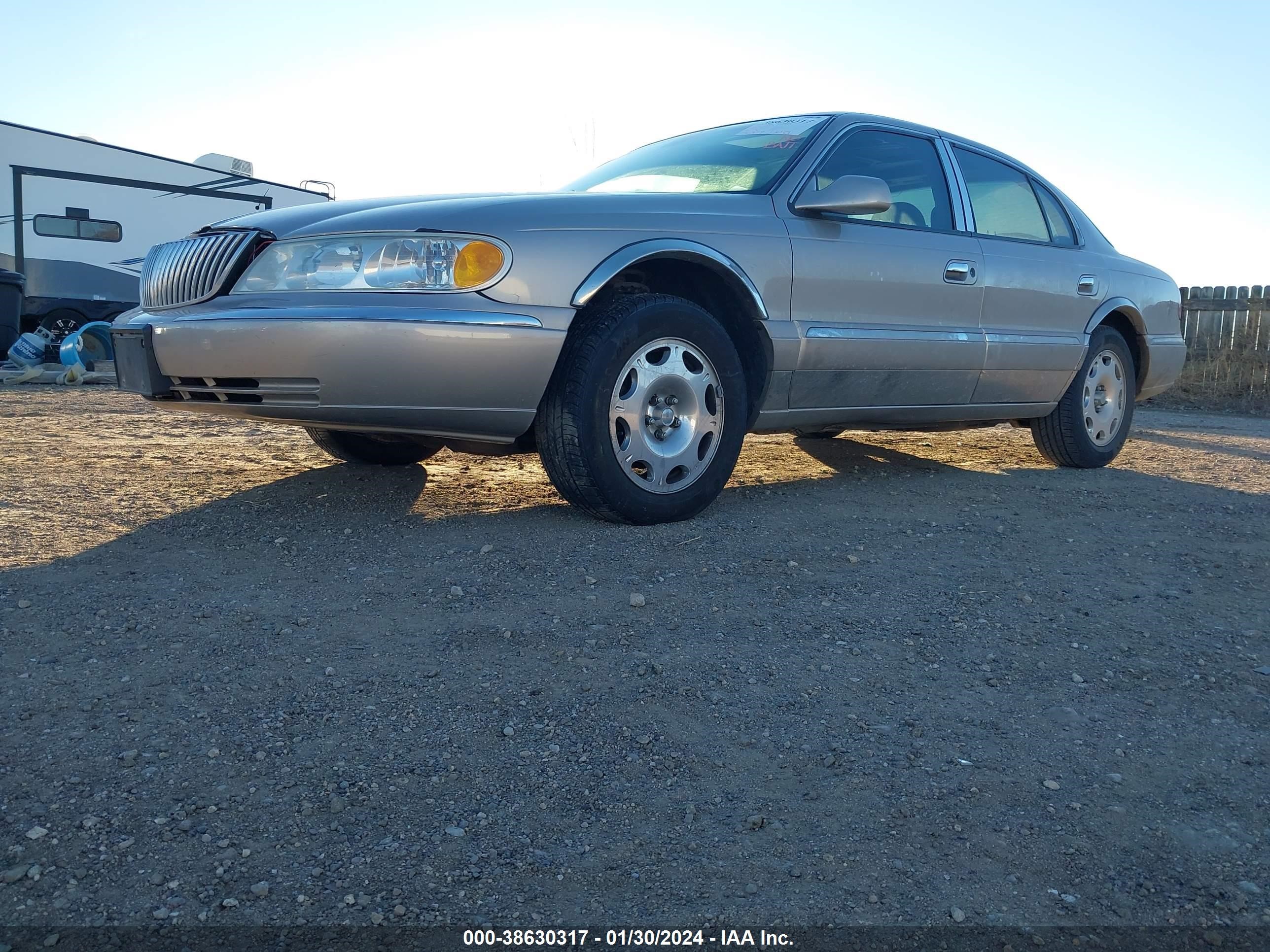 Photo 1 VIN: 1LNHM97V12Y696073 - LINCOLN CONTINENTAL 