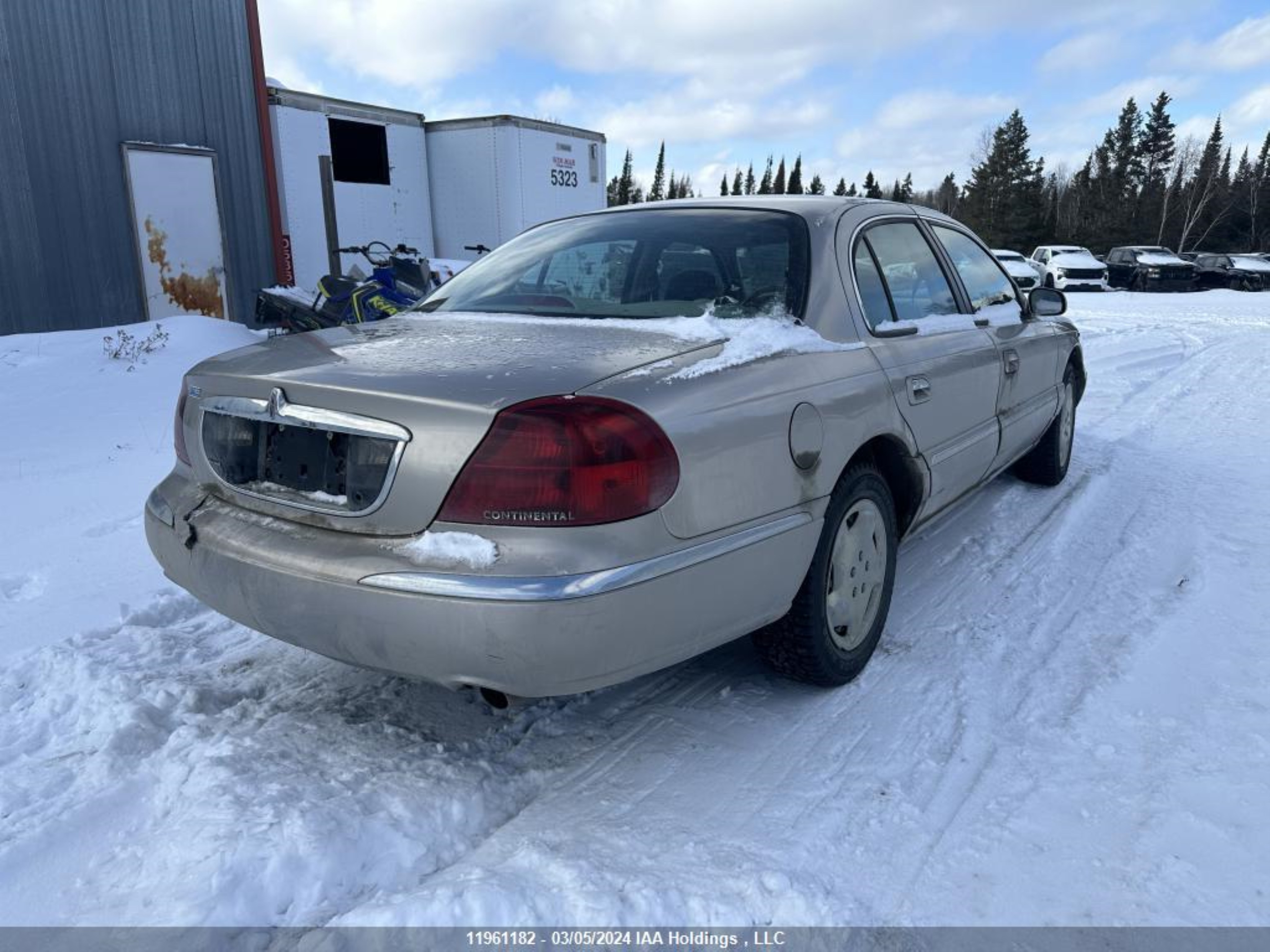 Photo 4 VIN: 1LNHM97V82Y699472 - LINCOLN CONTINENTAL 