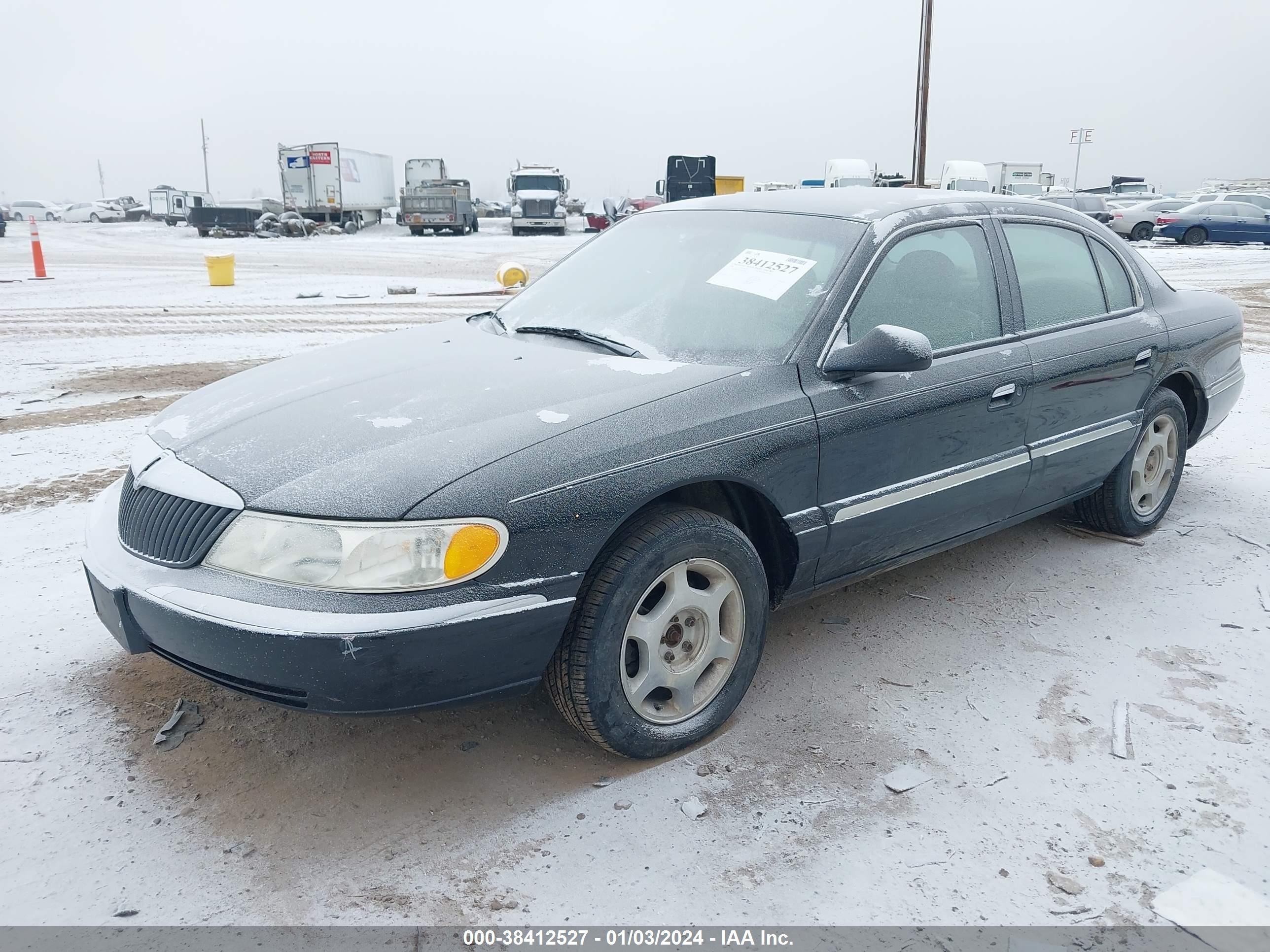 Photo 1 VIN: 1LNHM97V8XY693369 - LINCOLN CONTINENTAL 