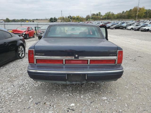 Photo 5 VIN: 1LNLM81W1TY733551 - LINCOLN TOWNCAR 