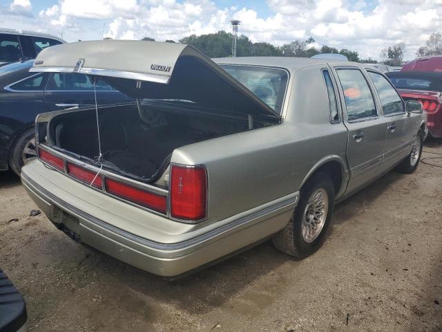 Photo 2 VIN: 1LNLM81W1VY758887 - LINCOLN TOWN CAR E 