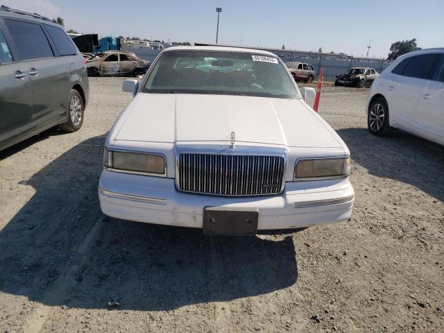 Photo 4 VIN: 1LNLM81W2SY767013 - LINCOLN TOWN CAR E 