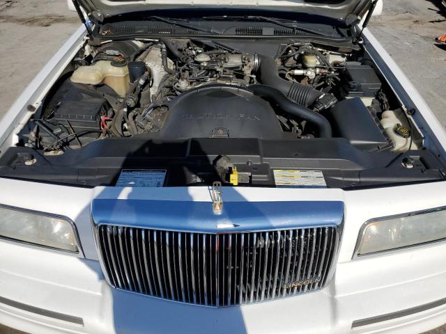 Photo 10 VIN: 1LNLM81W2VY649130 - LINCOLN TOWNCAR 