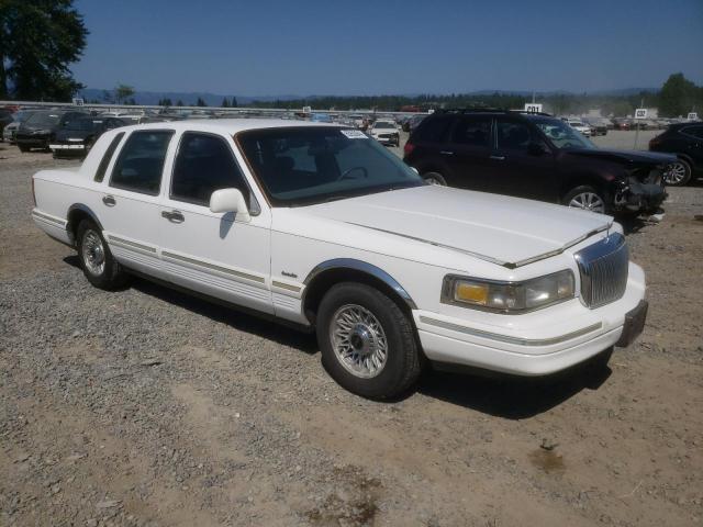 Photo 3 VIN: 1LNLM81W2VY731472 - LINCOLN TOWNCAR 