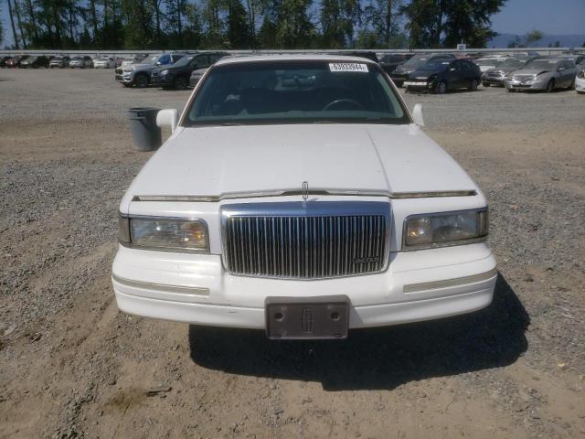 Photo 4 VIN: 1LNLM81W2VY731472 - LINCOLN TOWNCAR 