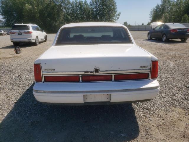 Photo 5 VIN: 1LNLM81W2VY731472 - LINCOLN TOWNCAR 