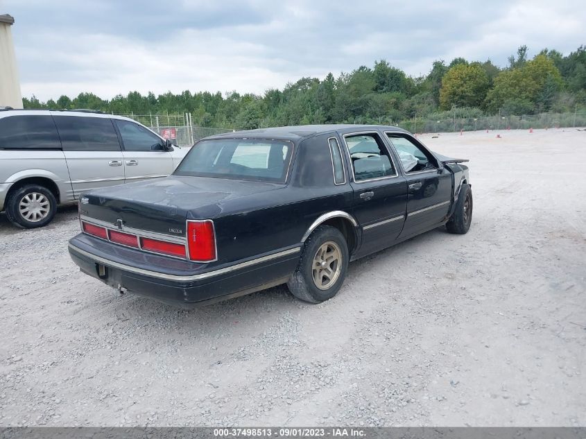 Photo 3 VIN: 1LNLM81W3VY758700 - LINCOLN TOWN CAR 