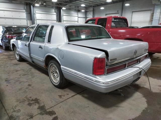 Photo 2 VIN: 1LNLM81W4SY614813 - LINCOLN TOWN CAR E 