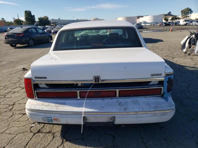 Photo 5 VIN: 1LNLM81W5SY630809 - LINCOLN TOWNCAR 