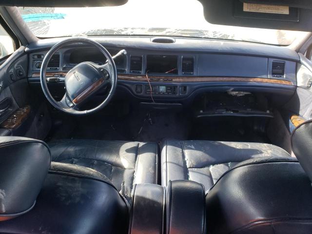 Photo 7 VIN: 1LNLM81W5SY630809 - LINCOLN TOWNCAR 