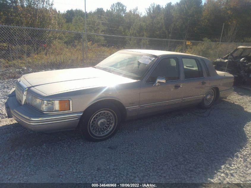 Photo 1 VIN: 1LNLM81W6RY715264 - LINCOLN TOWN CAR 