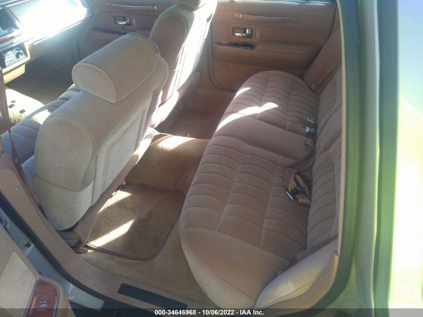 Photo 7 VIN: 1LNLM81W6RY715264 - LINCOLN TOWN CAR 