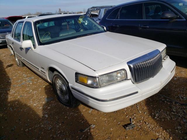 Photo 8 VIN: 1LNLM81W8VY685128 - LINCOLN TOWN CAR E 