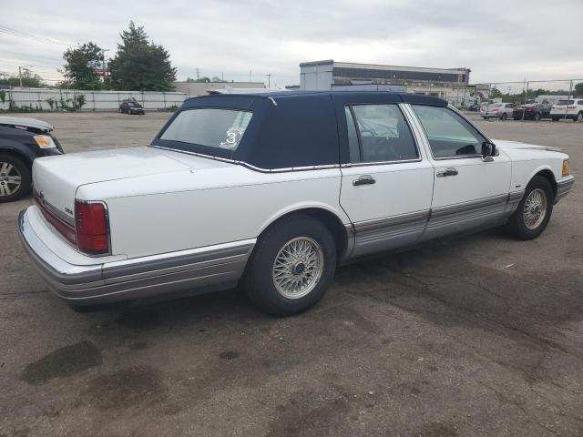 Photo 2 VIN: 1LNLM82F8LY725087 - LINCOLN TOWNCAR 