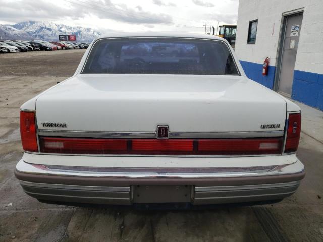 Photo 5 VIN: 1LNLM82F9LY611728 - LINCOLN TOWNCAR 