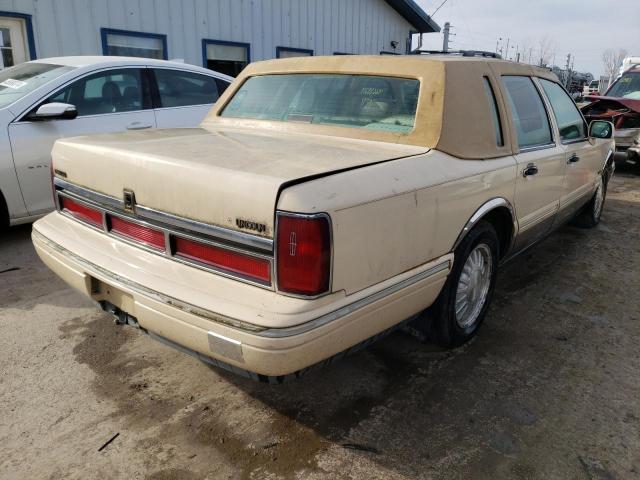 Photo 2 VIN: 1LNLM82W0VY632129 - LINCOLN TOWNCAR 