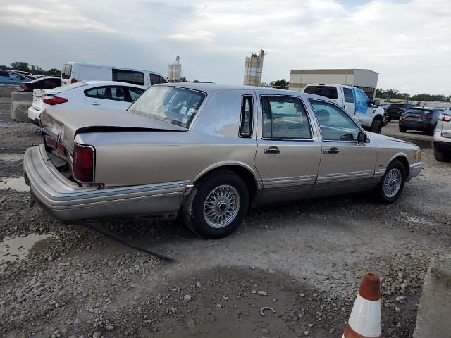 Photo 2 VIN: 1LNLM82W1PY612992 - LINCOLN TOWNCAR 