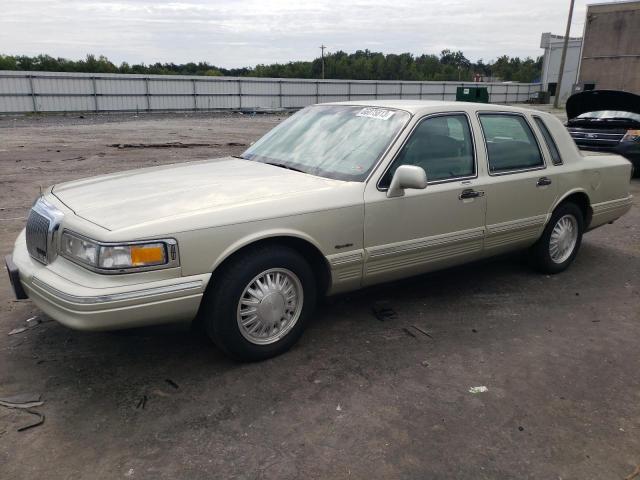 Photo 0 VIN: 1LNLM82W1VY755938 - LINCOLN TOWN CAR S 