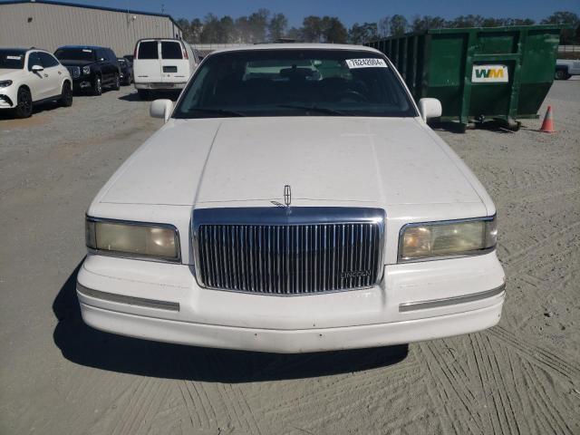 Photo 4 VIN: 1LNLM82W3SY687718 - LINCOLN TOWN CAR S 