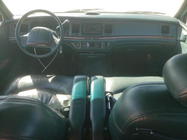 Photo 7 VIN: 1LNLM82W3SY687718 - LINCOLN TOWN CAR S 