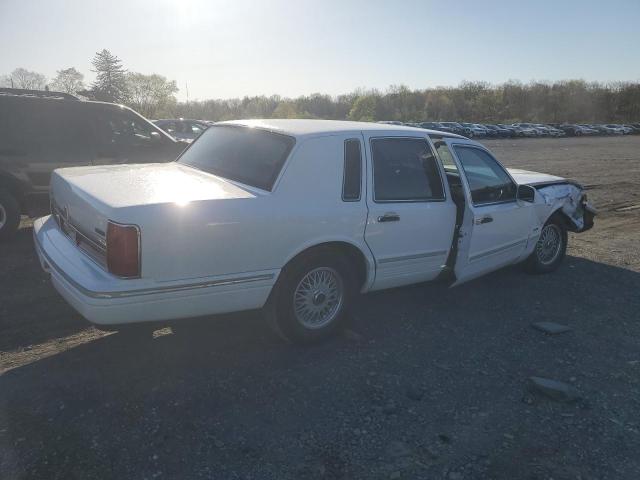 Photo 2 VIN: 1LNLM82W3SY738702 - LINCOLN TOWNCAR 