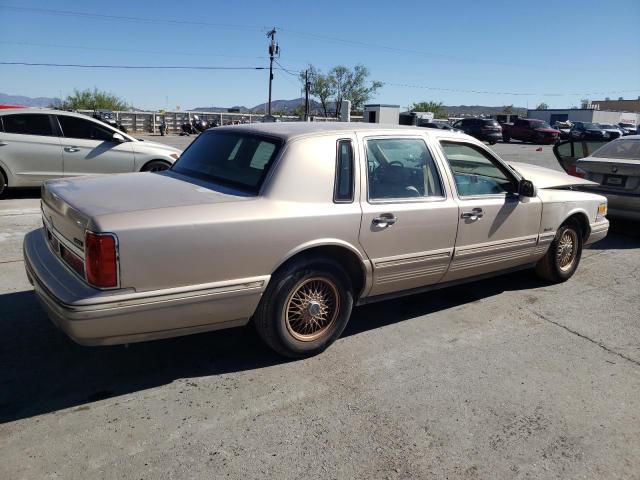 Photo 2 VIN: 1LNLM82W3VY671863 - LINCOLN TOWN CAR S 