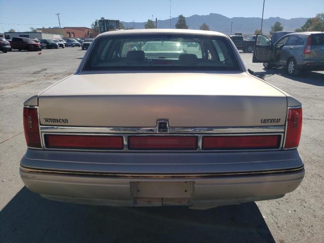 Photo 5 VIN: 1LNLM82W3VY671863 - LINCOLN TOWN CAR S 