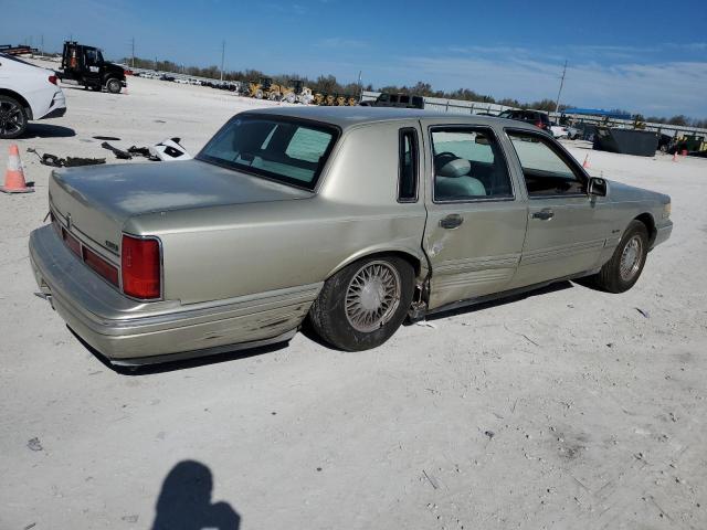 Photo 2 VIN: 1LNLM82W3VY730975 - LINCOLN TOWNCAR 