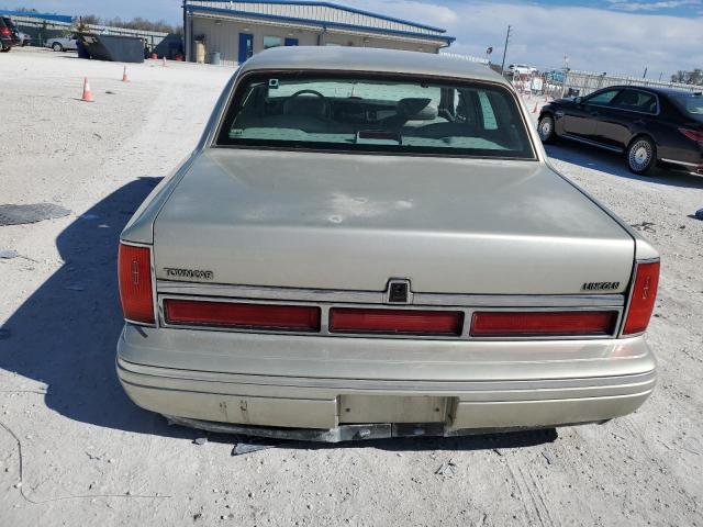 Photo 5 VIN: 1LNLM82W3VY730975 - LINCOLN TOWNCAR 