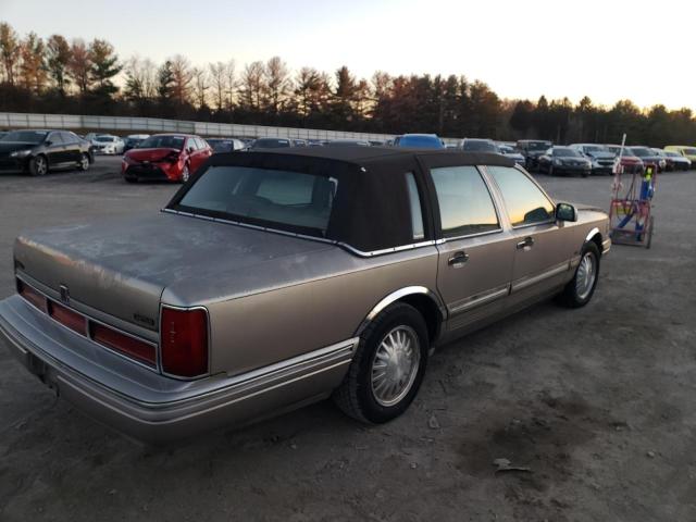 Photo 2 VIN: 1LNLM82W4SY702274 - LINCOLN TOWN CAR S 