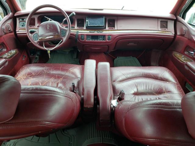 Photo 7 VIN: 1LNLM82W5SY632803 - LINCOLN TOWN CAR S 