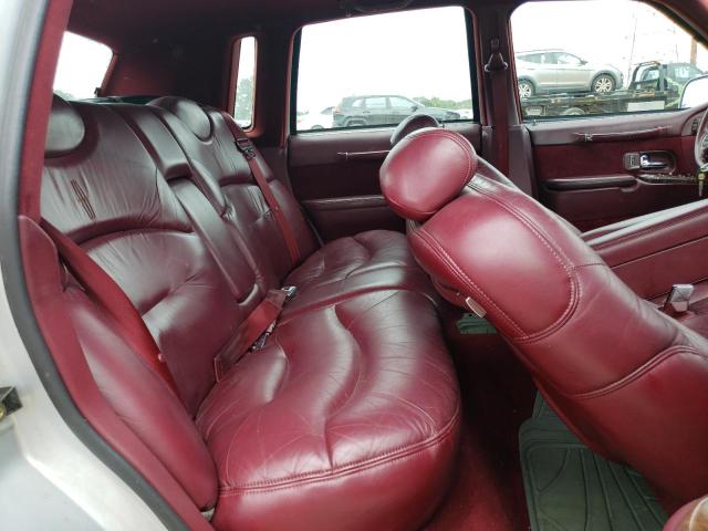 Photo 9 VIN: 1LNLM82W5SY632803 - LINCOLN TOWN CAR S 