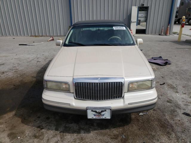 Photo 4 VIN: 1LNLM82W6SY712059 - LINCOLN TOWN CAR S 