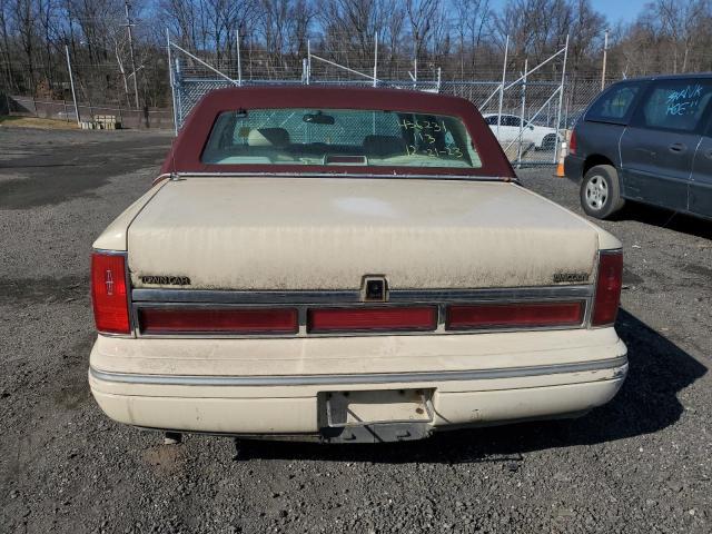 Photo 5 VIN: 1LNLM82W6VY647198 - LINCOLN TOWNCAR 