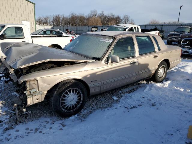 Photo 0 VIN: 1LNLM82W7VY740974 - LINCOLN TOWN CAR S 