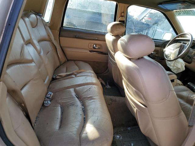 Photo 9 VIN: 1LNLM82W7VY740974 - LINCOLN TOWN CAR S 