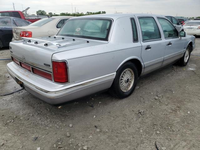 Photo 2 VIN: 1LNLM82W8SY708787 - LINCOLN TOWNCAR 