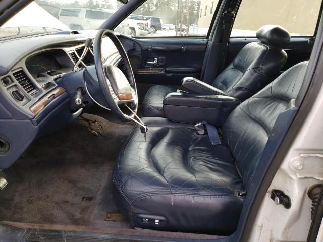 Photo 6 VIN: 1LNLM82W8TY687649 - LINCOLN TOWNCAR 