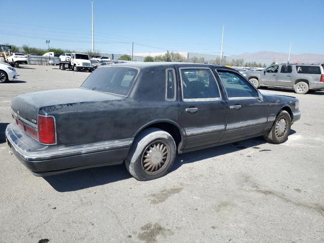 Photo 2 VIN: 1LNLM82W8VY640933 - LINCOLN TOWN CAR S 