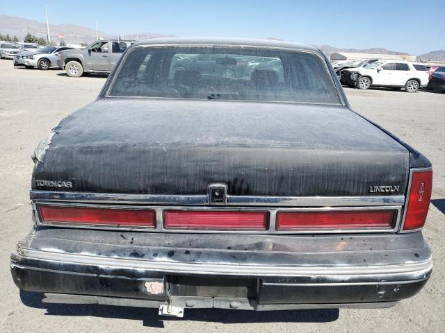 Photo 5 VIN: 1LNLM82W8VY640933 - LINCOLN TOWN CAR S 