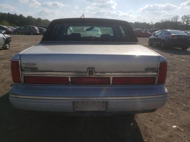 Photo 5 VIN: 1LNLM82W9TY643269 - LINCOLN TOWN CAR S 