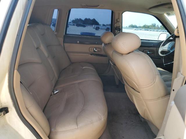 Photo 9 VIN: 1LNLM82W9VY681894 - LINCOLN TOWN CAR S 