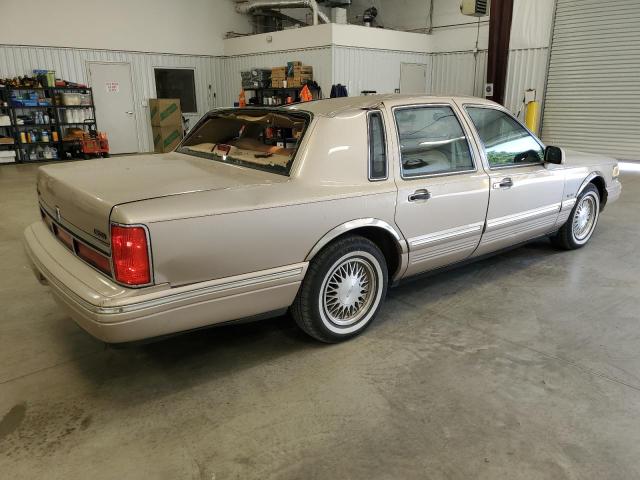 Photo 2 VIN: 1LNLM82W9VY732472 - LINCOLN TOWN CAR S 