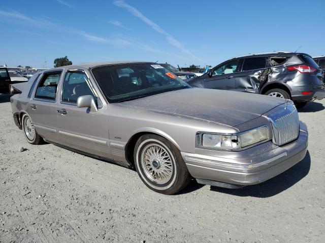 Photo 3 VIN: 1LNLM82WXSY648639 - LINCOLN TOWNCAR 