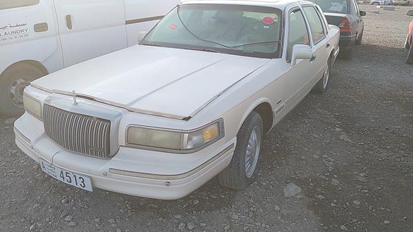 Photo 3 VIN: 1LNLM83W3SY763369 - LINCOLN TOWN CAR 