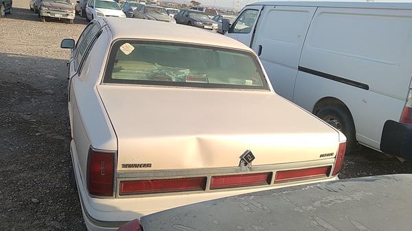 Photo 5 VIN: 1LNLM83W3SY763369 - LINCOLN TOWN CAR 