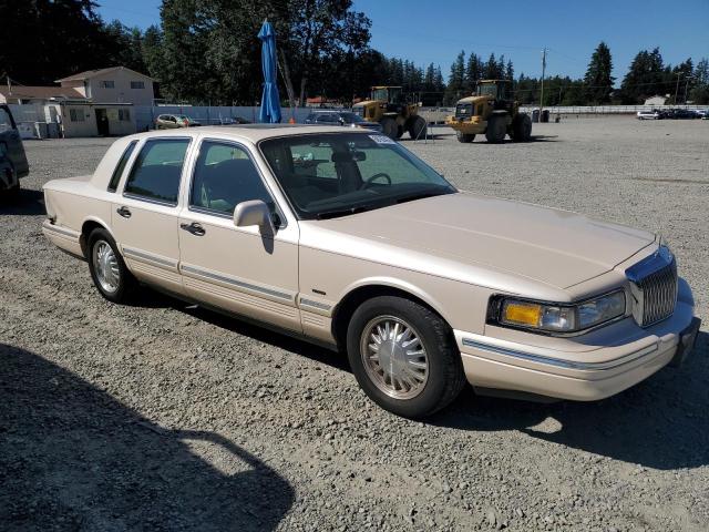 Photo 3 VIN: 1LNLM83W5TY628458 - LINCOLN TOWN CAR C 