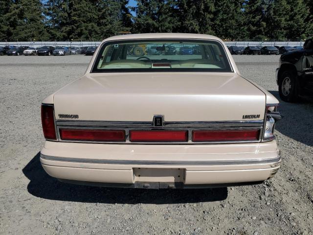 Photo 5 VIN: 1LNLM83W5TY628458 - LINCOLN TOWN CAR C 