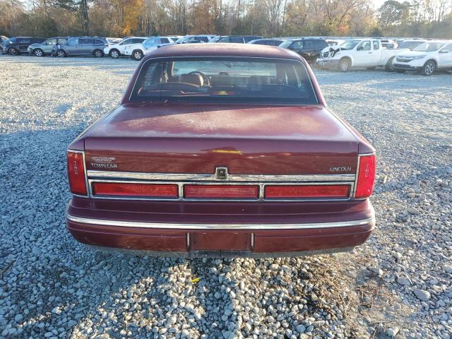 Photo 5 VIN: 1LNLM83W5VY663813 - LINCOLN TOWNCAR 